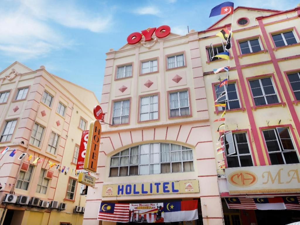 Oyo 1090 Hollitel Hotel Melaka Esterno foto